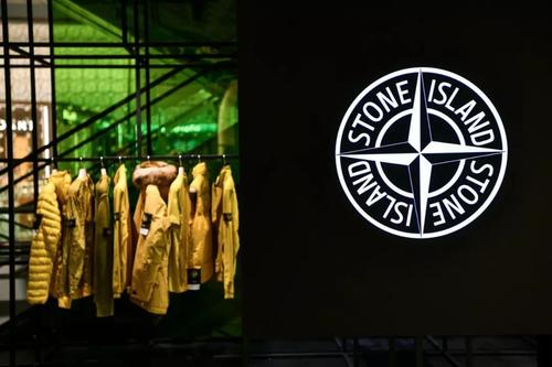 Stone Island （石头岛）——潮流爱好者追捧的时尚品牌