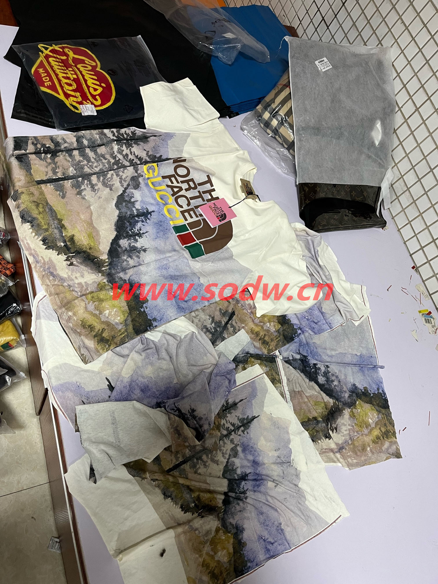 【供应】顶级奢潮专供二批