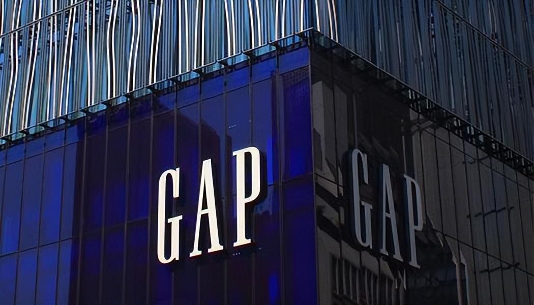 2023.02.02快报 | 宝尊电商完成收购Gap中国业务；LV与野生动物保护组织合作；加拿大鹅推出转售平台