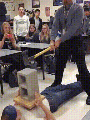 直接吓尿，巴黎世家又作妖了！网友：阴间审美？