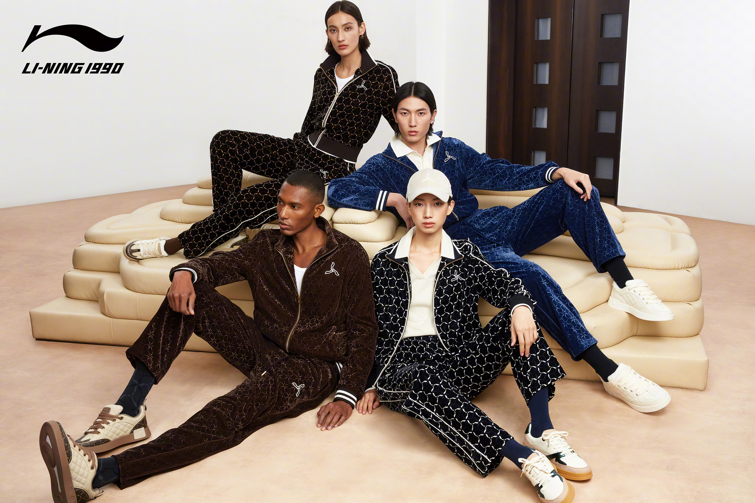 LI-NING1990以「复位」主题打造2023春夏系列，青春复古味道好足