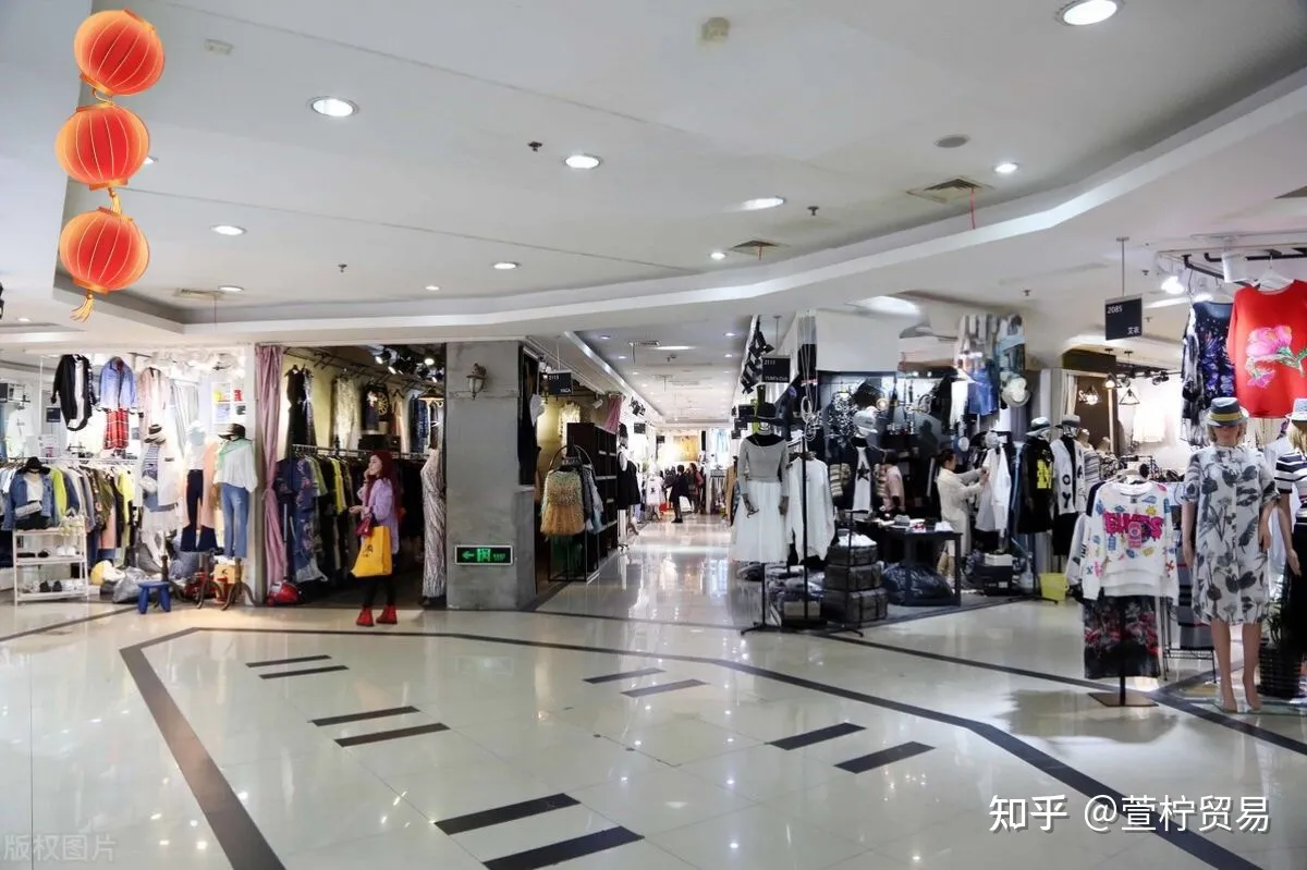 广东最大的服装批发市场在哪里?