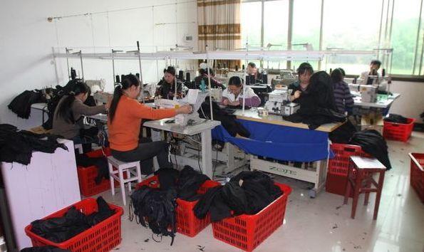 这个服装批发货源地，价格比广州、虎门批发市场还低！