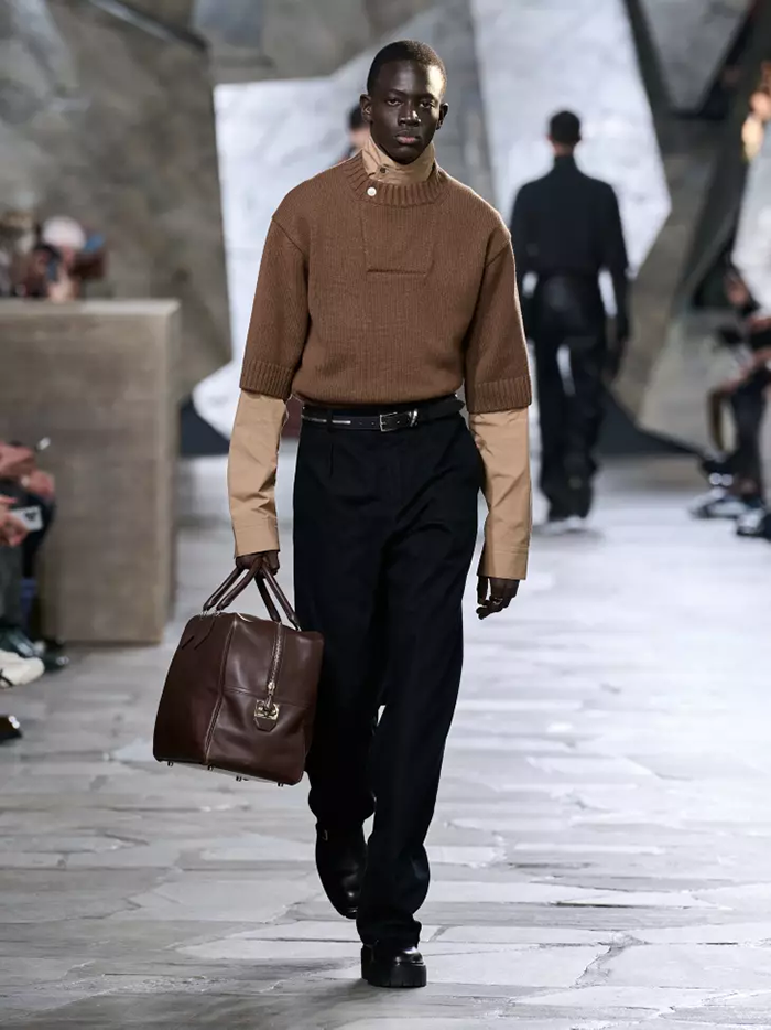 爱马仕2023冬季男装系列打造冲突感，FENDI 2023春夏高级定制系列诠释随性优雅 | 是日美好事物