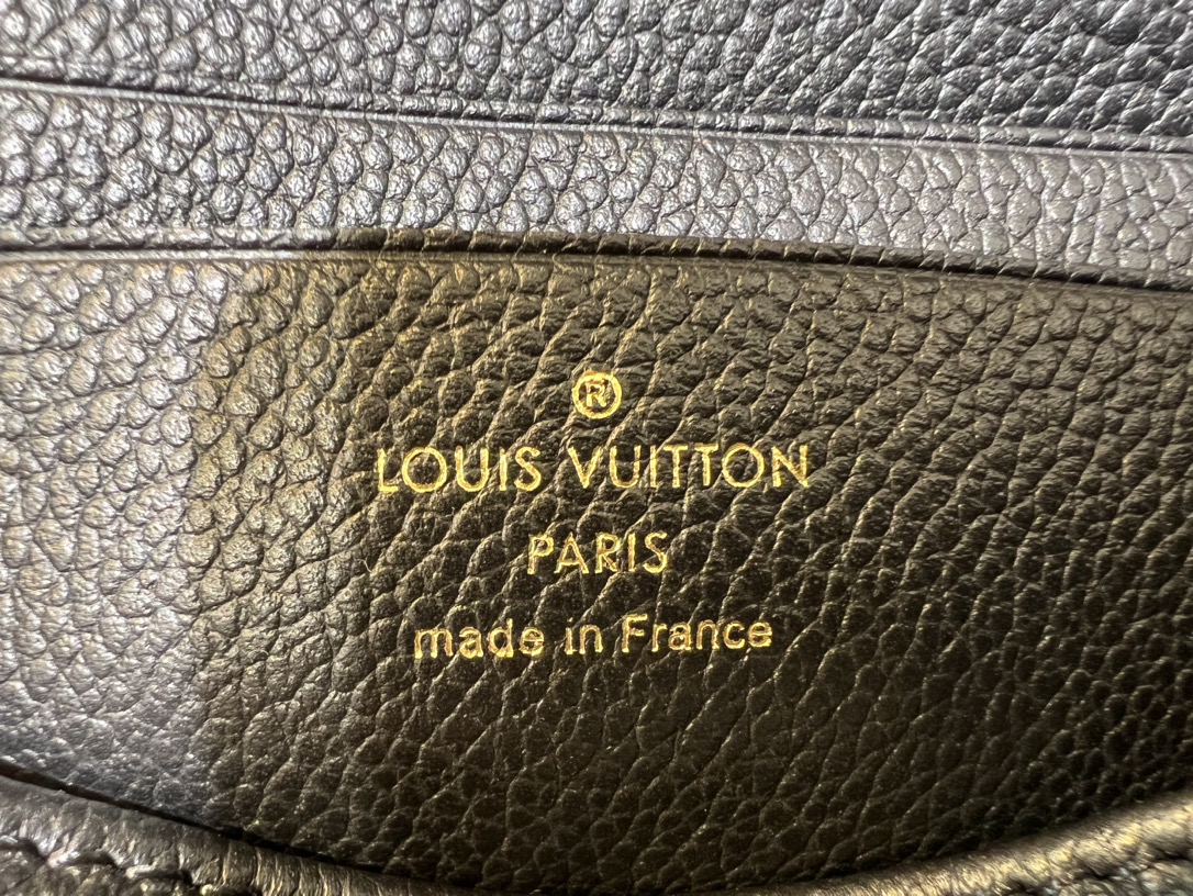 LV M82154 Wallet on Chain Ivy 手袋