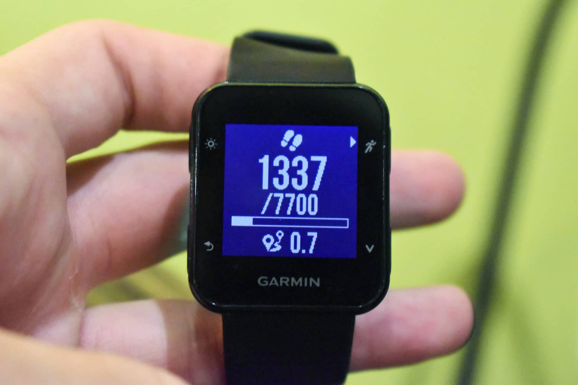 Garmin Forerunner 35 step counter