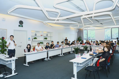 2021中国国际面料设计大赛锦纶专项奖开评