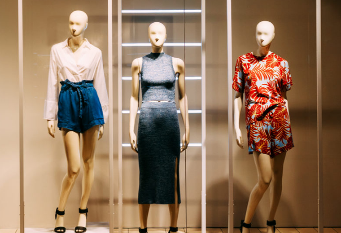 4月起，美国服装电商平台Poshmark开始征收销售税