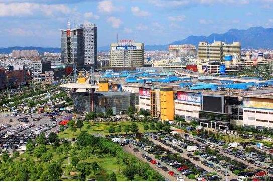 义乌服装批发市场在哪里？怎么去？