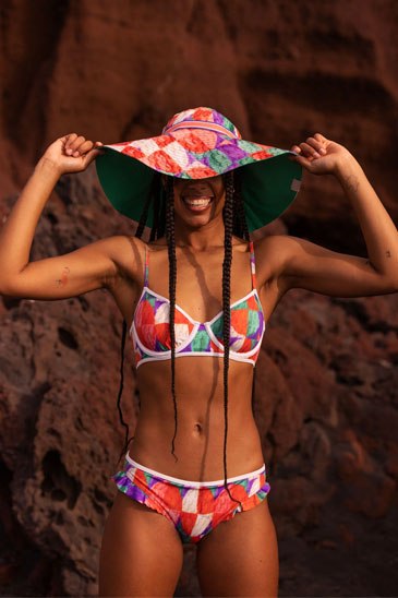 Roxy与设计师Stella Jean合作推出限量版系列-「新品发布」