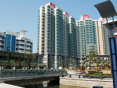 苏州华天国际服装城在哪里？怎么去？