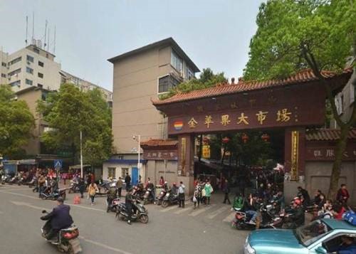 长沙金苹果服装鞋子大市场在哪里？怎么去？