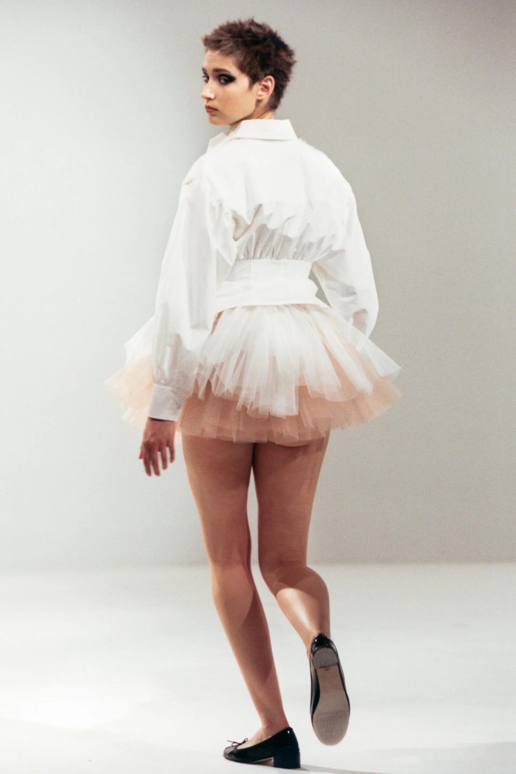 2023春夏系列| Renaissance Renaissance薄纱连衣裙与叛逆出逃公主