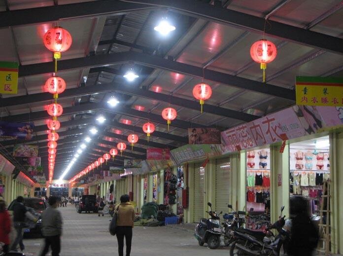 阳江雅典娜富民服装皮具批发市场在哪里？怎么去？