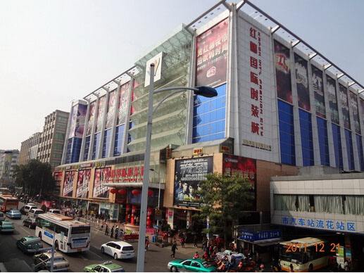 广州新中英服饰尾货批发市场在哪里？怎么去？