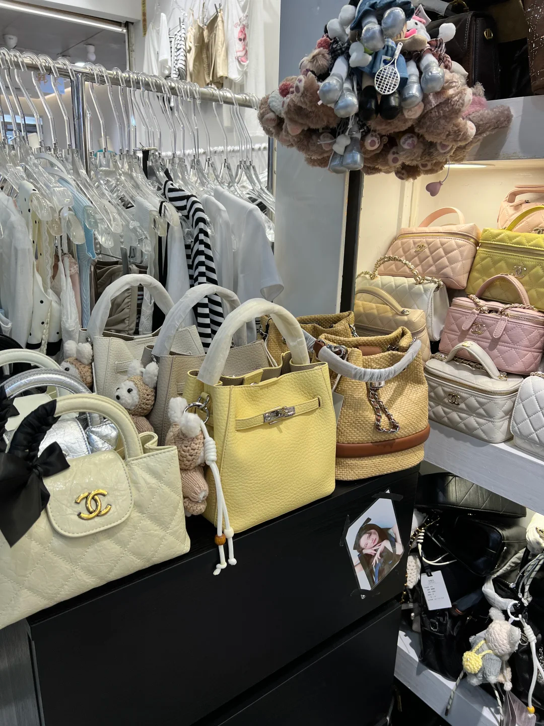 Kinbo: Foreign Trade Clothing Market sourcing guide wholesale vendor in Guangzhou