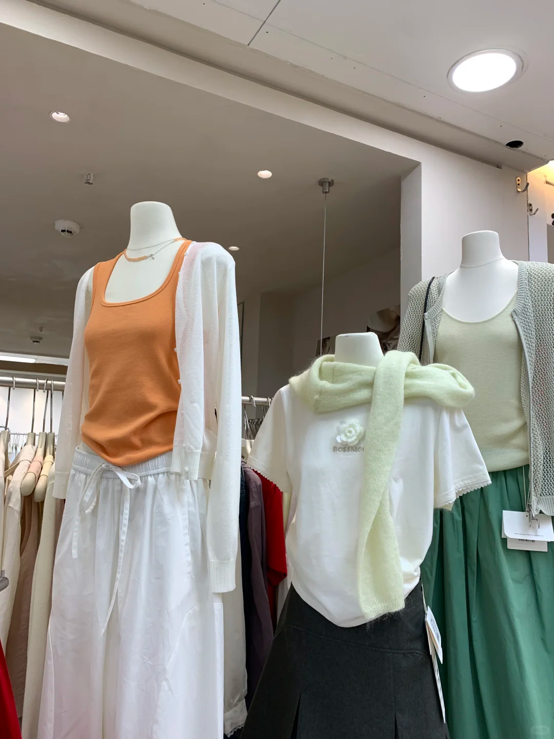 2026广州沙河南城女装档口拿货指南：18家网红爆款档口深度盘点
