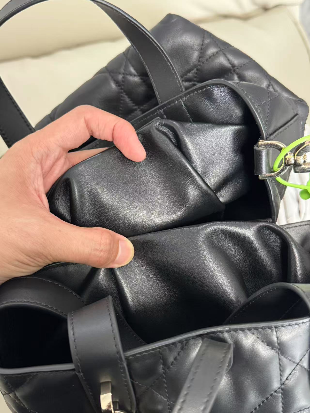 China Dior Saddle Bag Wholesale: A Guide for Buyers