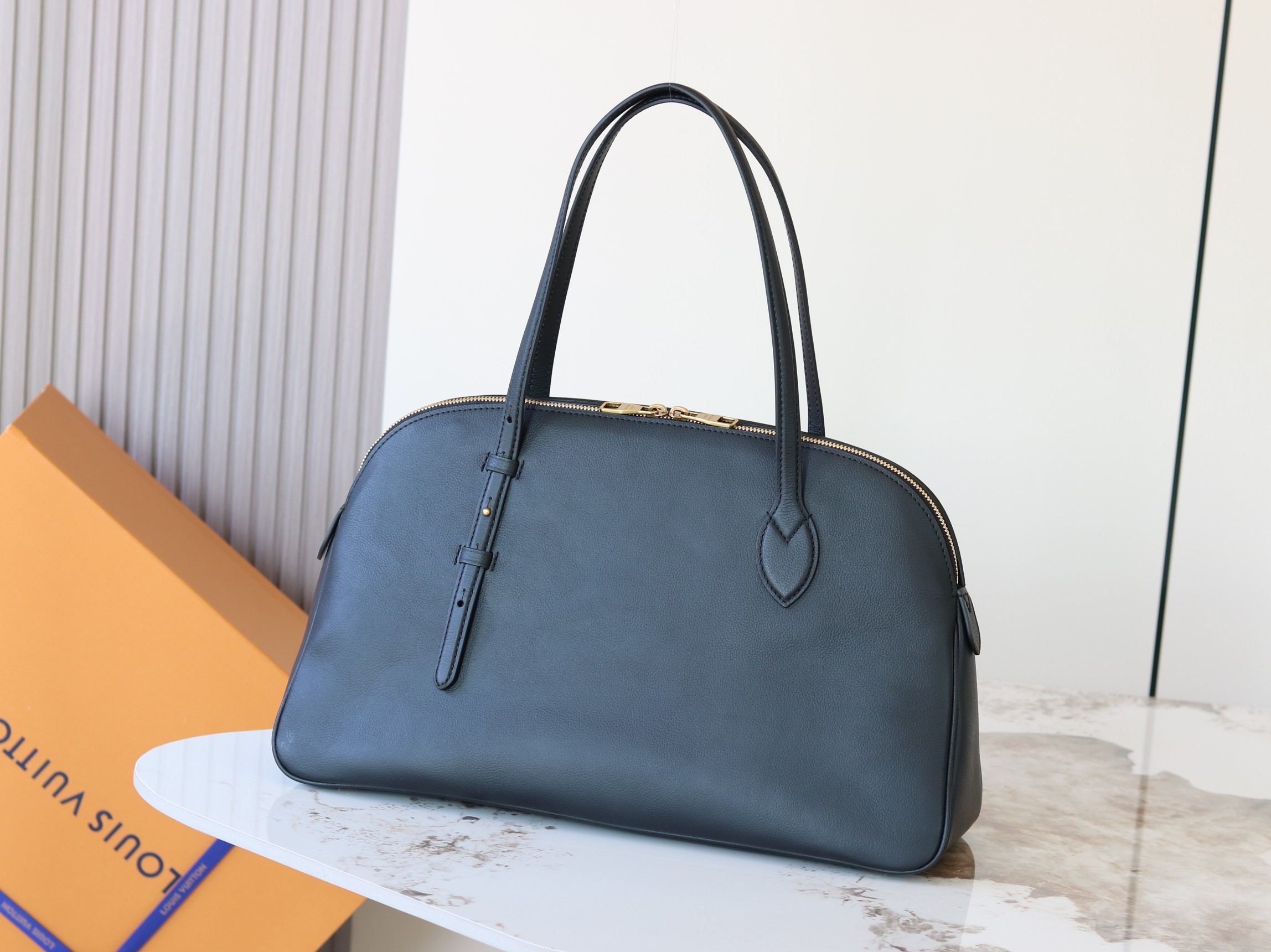 Baiyun Leather Market Duffle Bag Sourcing Guide (July 2026): Top 10 Wholesale Stalls for 1 Piece & Size Run Orders