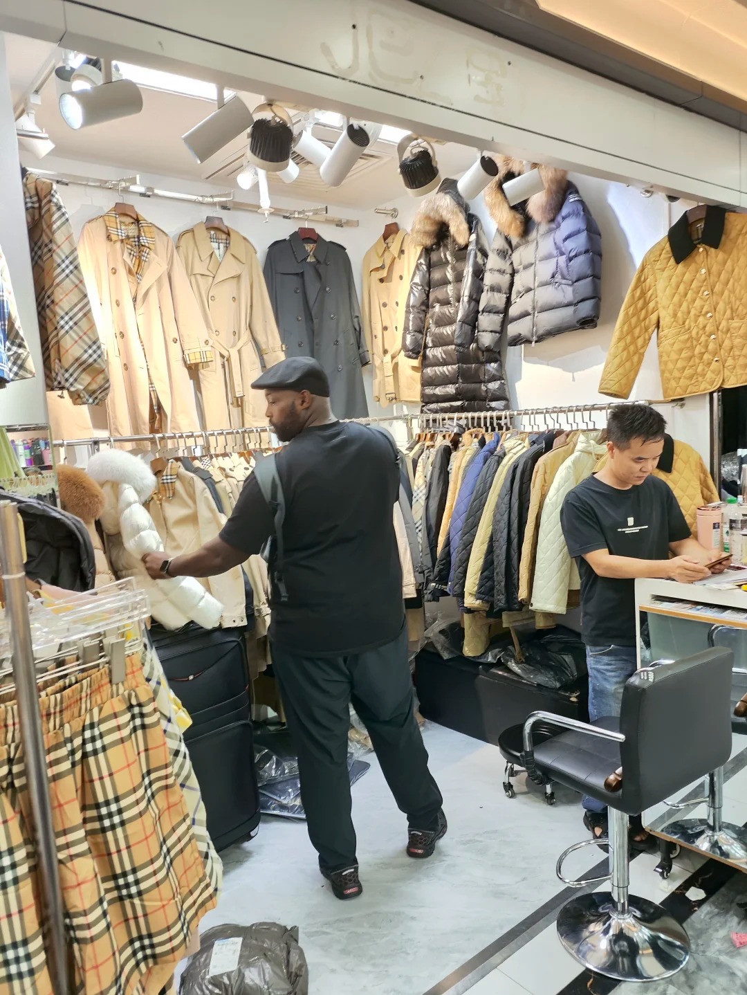 kinbo fashion city photos（Original shot, July 3, 2026） wholesale vendor in Guangzhou