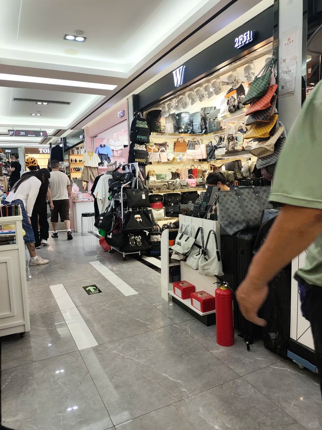 kinbo fashion city photos（Original shot, July 3, 2026） wholesale vendor in Guangzhou
