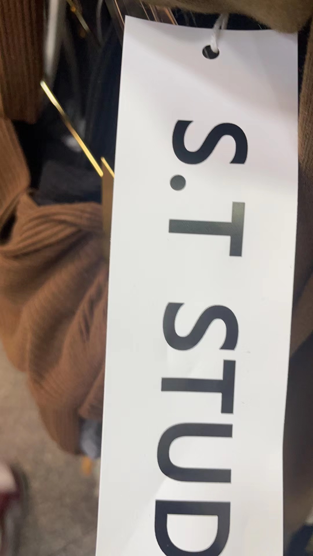 S.T studio-老金马3楼C086主通挂档 金马 档口微信二维码及货源实拍 S.T studio-老金马3楼C086主通挂档 档口图