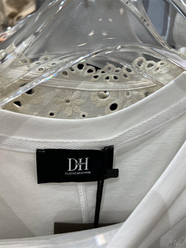 DH東煌-新中国大厦3702 十三行服装批发市场 档口微信二维码及货源实拍 DH東煌-新中国大厦3702 档口图