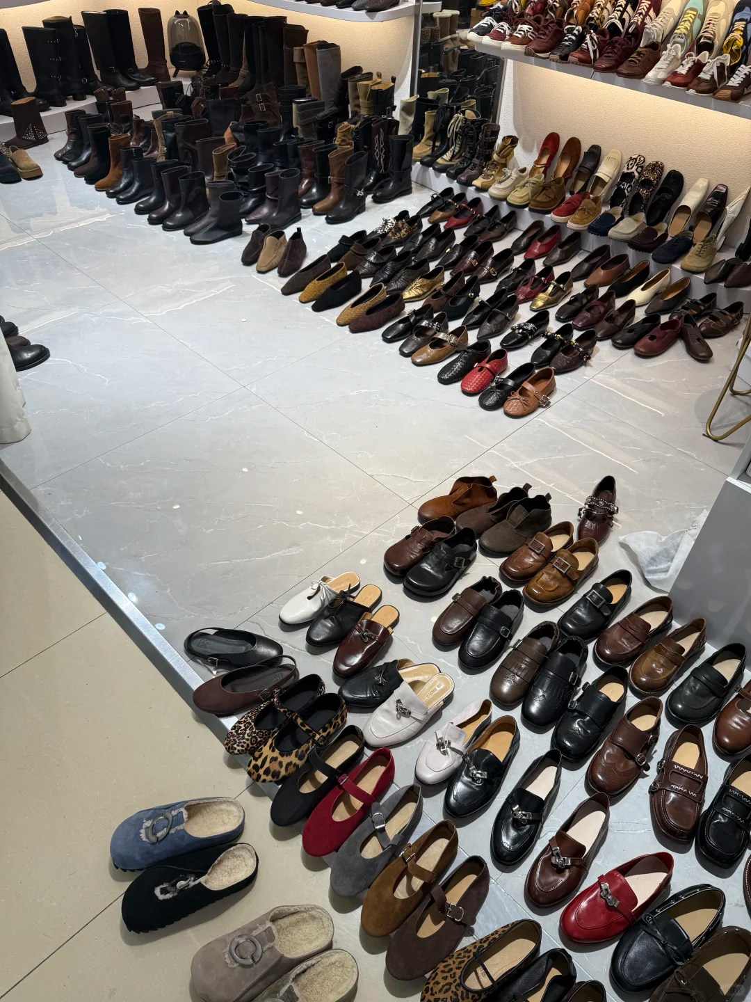 4 Guangzhou Shoe Markets Tested: An Honest Sourcing Guide (2026) 资讯 档口微信二维码及货源实拍 4 Guangzhou Shoe Markets Tested: An Honest Sourcing Guide (2026) 资讯 档口微信二维码及货源实拍
